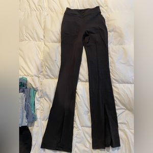 Alo Split Ankle flare pants